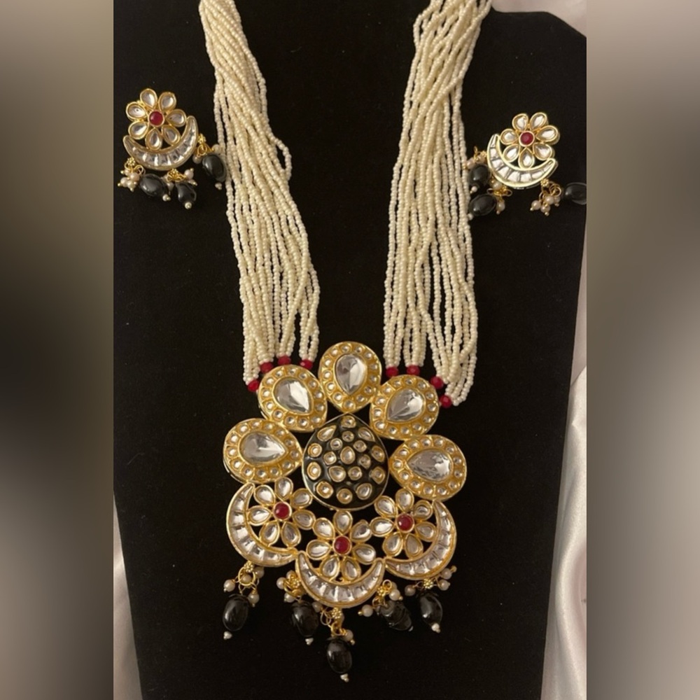 New | Indian Black/Gold Kundan Necklace W/ Studs